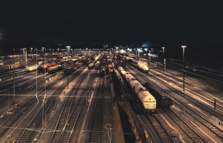 chemin de fer,ligne électrique,nuit