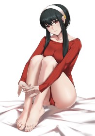 sitting,hairband,black hair,thighs,toes,anime girls,legs,non-nude,feet,barefoot,spy x family,red eyes,yor briar