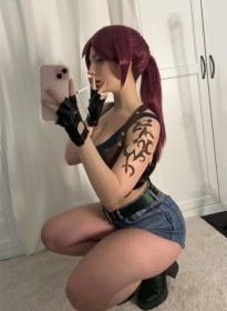 black lagoon,caucasian,purple hair,cigarette,cosplay,thighs,women,gloves,fingerless gloves,thick thighs,non-nude,ponytail,revy (black lagoon),selfshot,shorts,denim shorts,smartphone,squatting