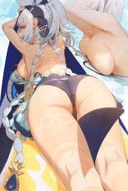 backboob,bandeau,bikini,cheveux blanc,cuisses,cul,double tresses,fille anime,genshin impact,mualani (genshin impact),multiples vues,non-nude,queue de cheval,regarde derrière,rougeur,seins moyens,seins pressés,sourire,sur le ventre,très long cheveux,tresse