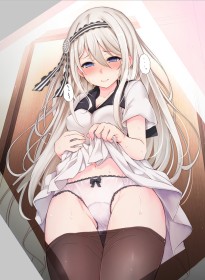 bandeau,cheveux blanc,collant,collant baissé,culotte,debout,fille anime,goutte de sueur,jupe,jupe soulevée,kaguya sama,mèche entre les yeux,non-nude,rougeur,shirogane kei,uniforme scolaire,yeux bleu