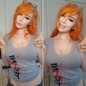 caucasien,cheveux orange,femme,jenna lynn meowri,multiples vues,non-nude,sourire,vernis mains